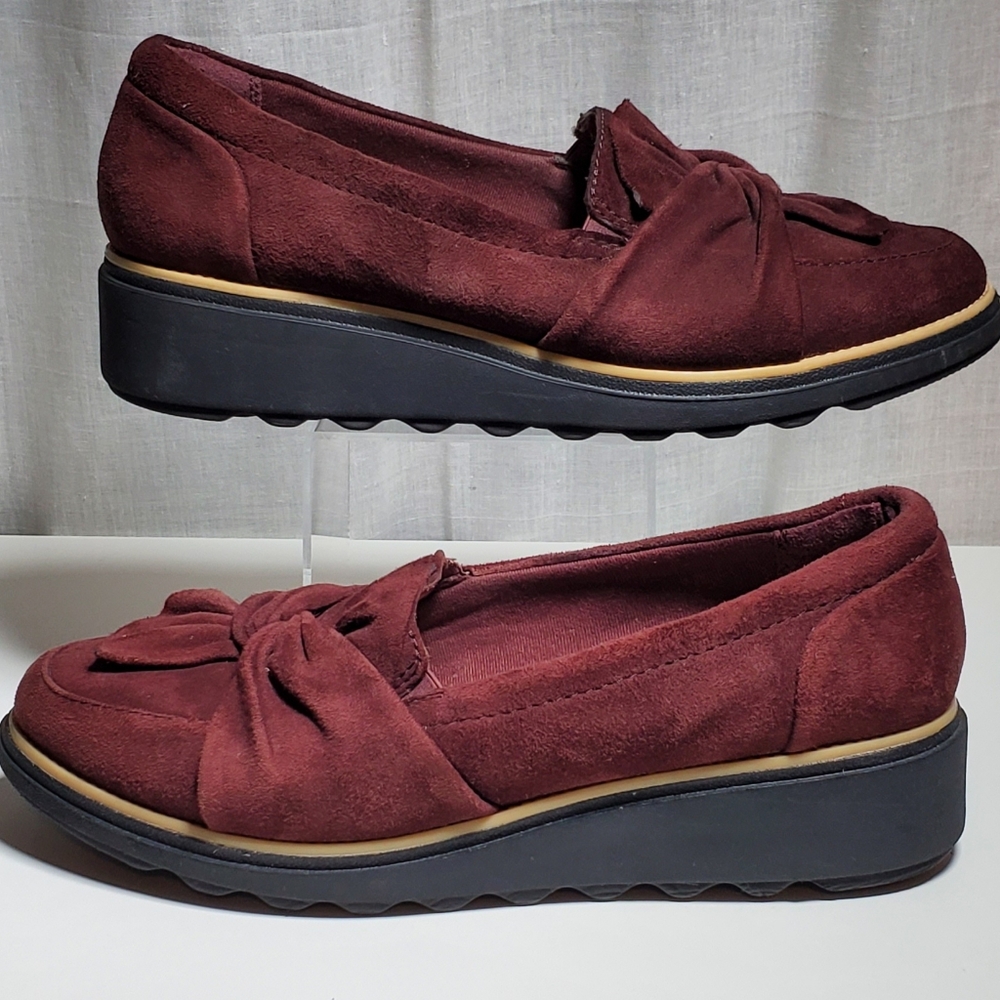 Women's Clarks Sharon Dasher Low Wedge Loafer Burgundy Suede Size 8